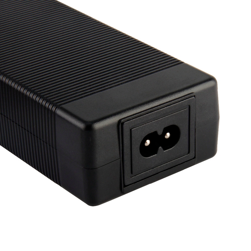 12.6V 3A Lithium Battery Charg - Fish Finder Charger reseña y precio